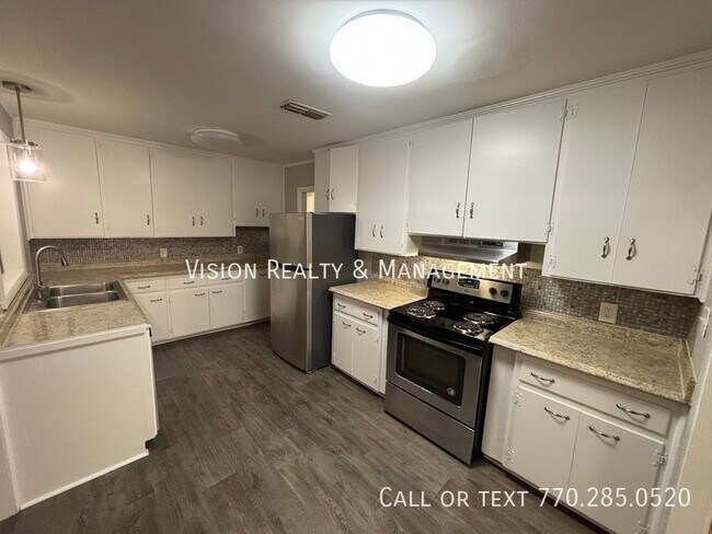 Building Photo - 3608 Sir Michael Dr