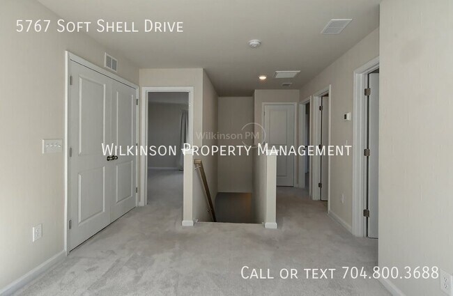 Building Photo - 5767 Soft Shell Dr