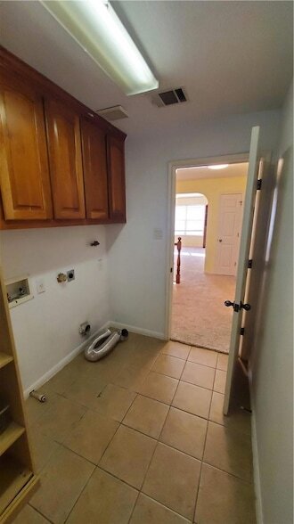 Building Photo - 9421 Lisi Anne Dr