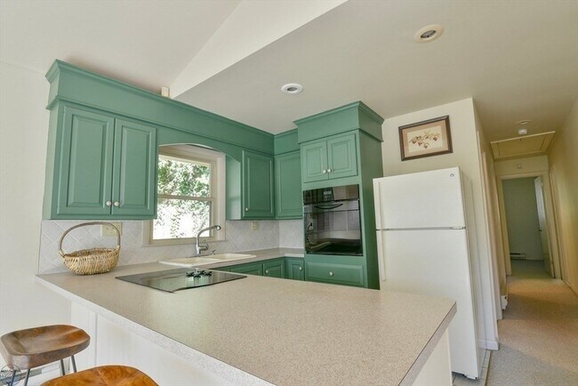 Building Photo - 7 Cynthia St