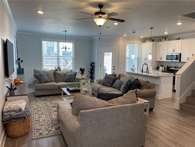 Building Photo - 1448 Ailin Dr