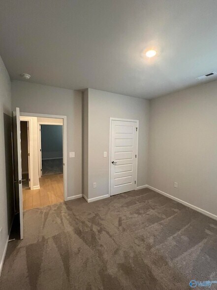 Building Photo - 159 Little Britain St