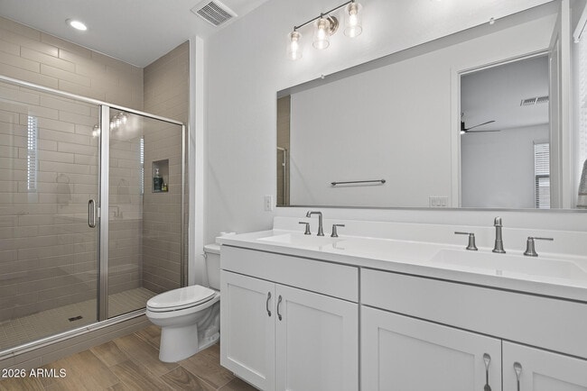 Building Photo - 2779 Claire Dr