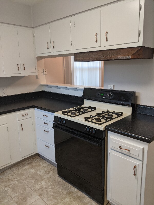Building Photo - 1506 Kilbourn St