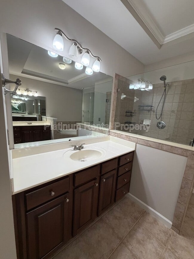 Building Photo - 12785 Doe Dr