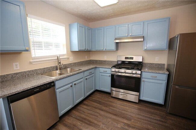 Building Photo - 514 Carrington Ct