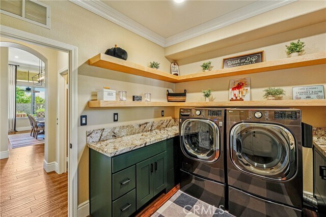 Building Photo - 3931 Ashwood Cir