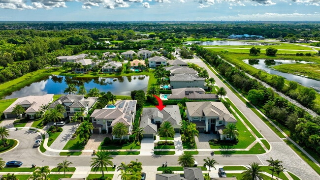 Building Photo - 19886 Meadowside Ln