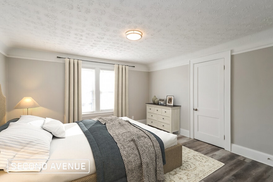 Building Photo - 5325 Rolston Ave