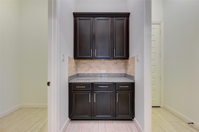 Building Photo - 25642 Luna Vis Ln