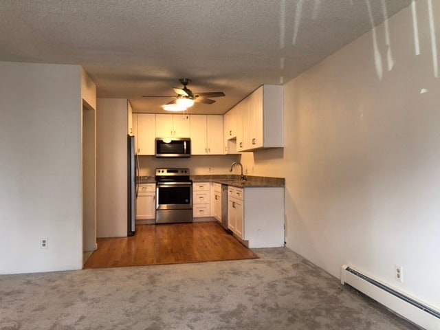 Building Photo - 6980 E Girard Ave