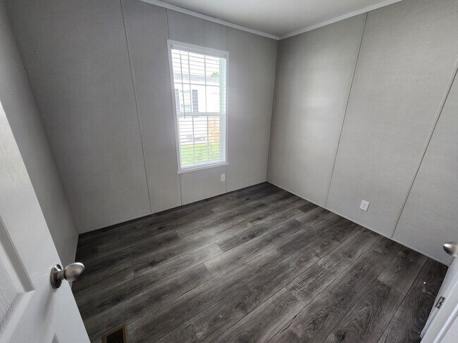 Building Photo - 45 E Arizona