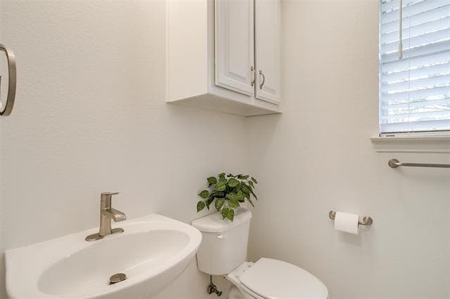 Building Photo - 3212 Riverwood Dr