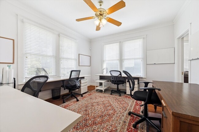 Building Photo - 512 Heights Blvd