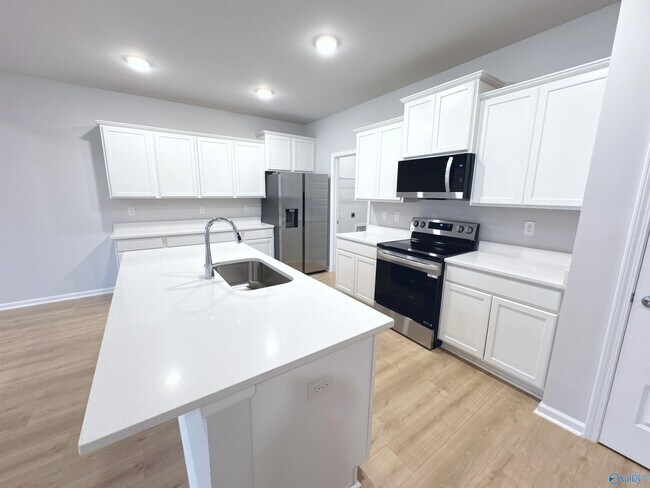 Building Photo - 311 Cornstalk Cir