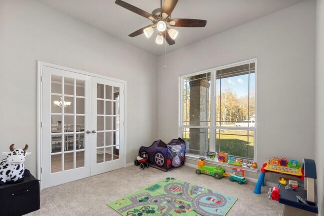 Building Photo - 1433 Rd 66113