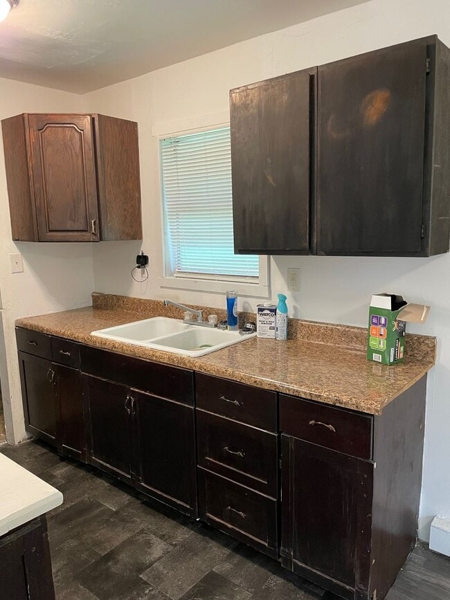 Building Photo - 3 BED, 2 BATH HOME LOCATED IN COUNTRY!