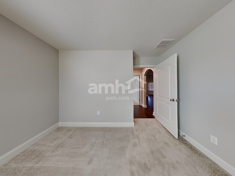 Building Photo - 3670 Dorrie Cir