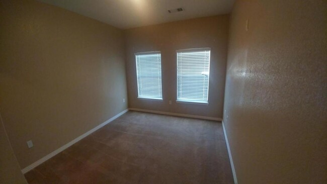 Building Photo - 9463 Ashbury Cir #203