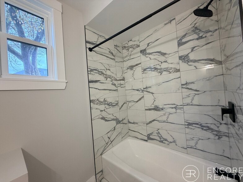 Building Photo - 349 Sumner St