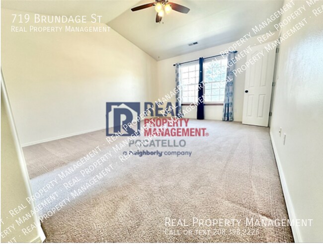 Building Photo - 719 Brundage St