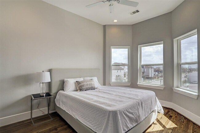 Building Photo - 2020 McGowen St