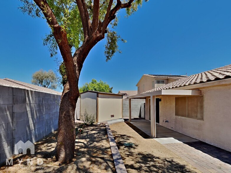 Building Photo - 7827 Lobella St