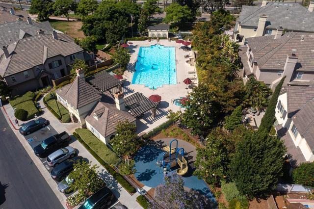 Building Photo - 1811 Calvedos Dr