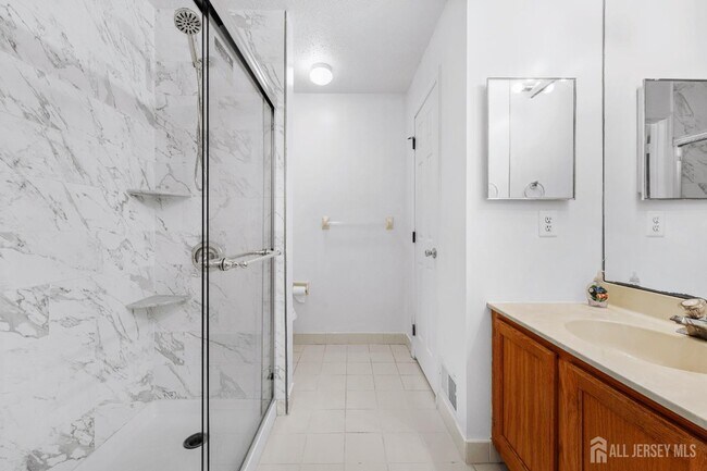 Building Photo - 108 Prestwick Way