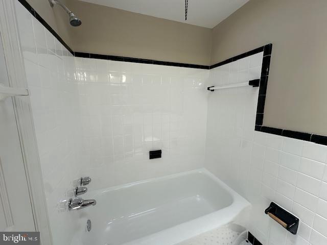 Building Photo - 5255 Westpark Ln