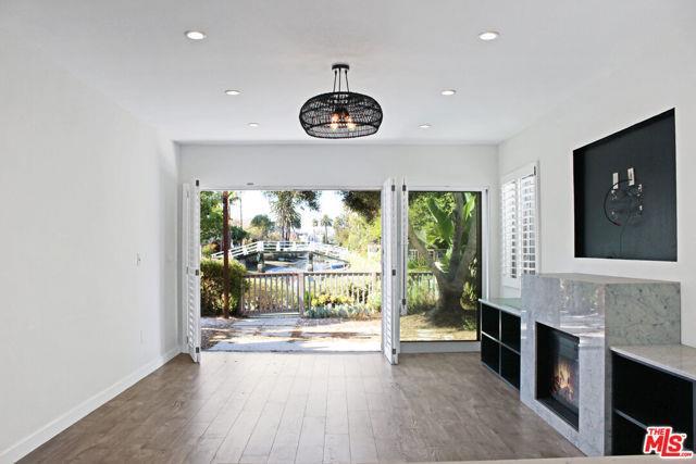 Building Photo - 464 Sherman Ave