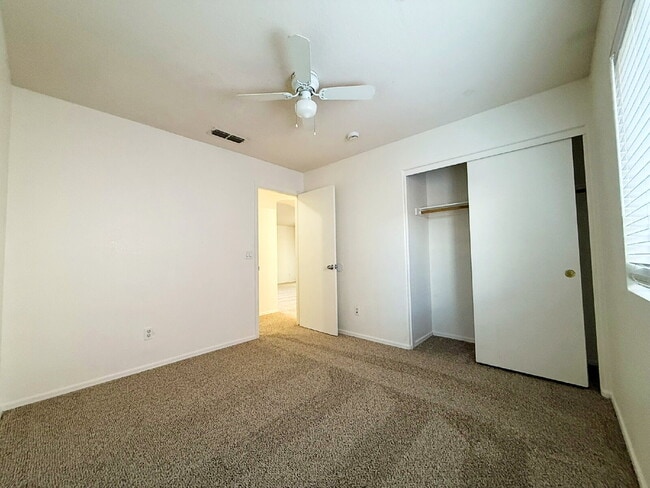 Building Photo - Charming 3-Bedroom Avondale Home with New ...