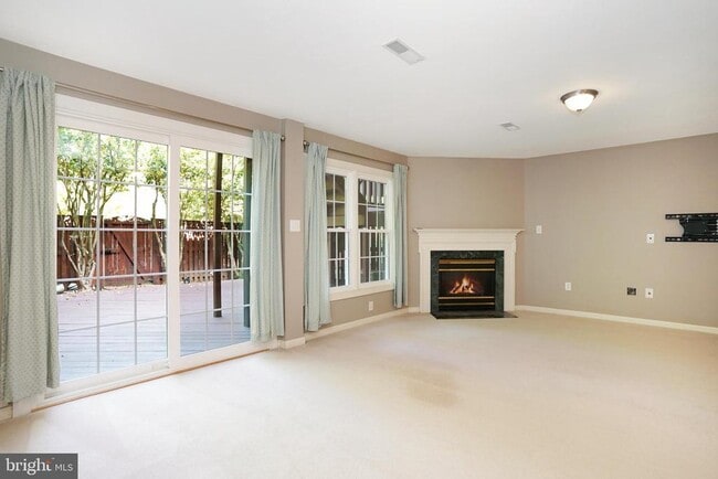 Building Photo - 2243 Journet Dr