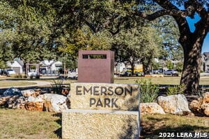 Building Photo - 429 Juana Wy