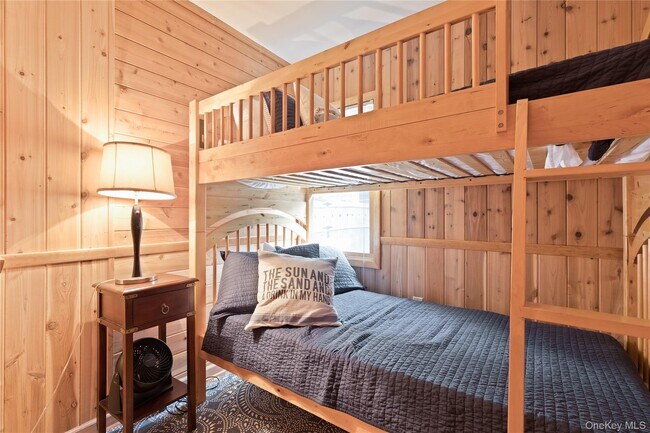 Building Photo - 19 Ocean Rd