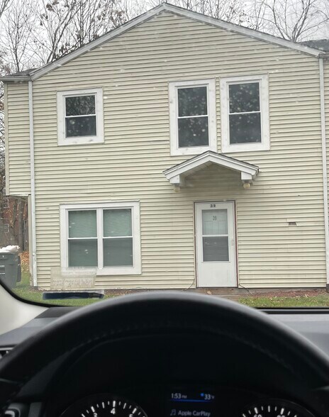 Primary Photo - 39 Enfield St
