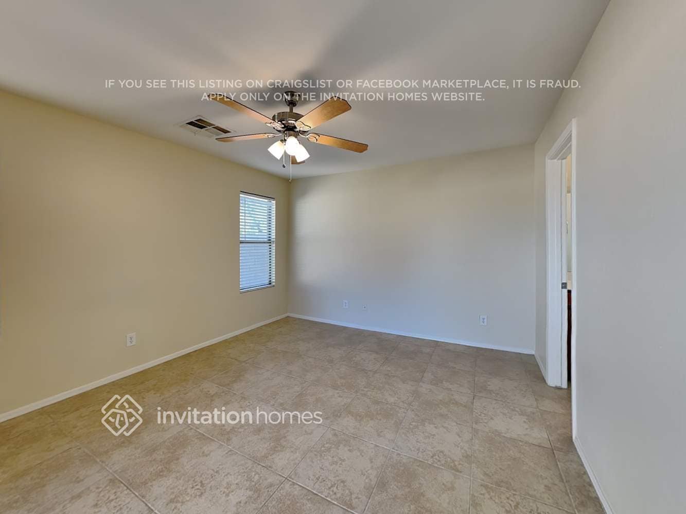 Building Photo - 34393 N Picket Post Dr