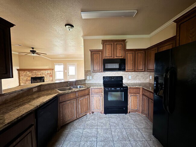 Building Photo - 3100 Rockwall Dr