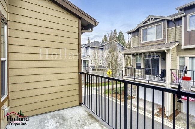 Building Photo - Well designed 2 bedroom home in Beaverton
