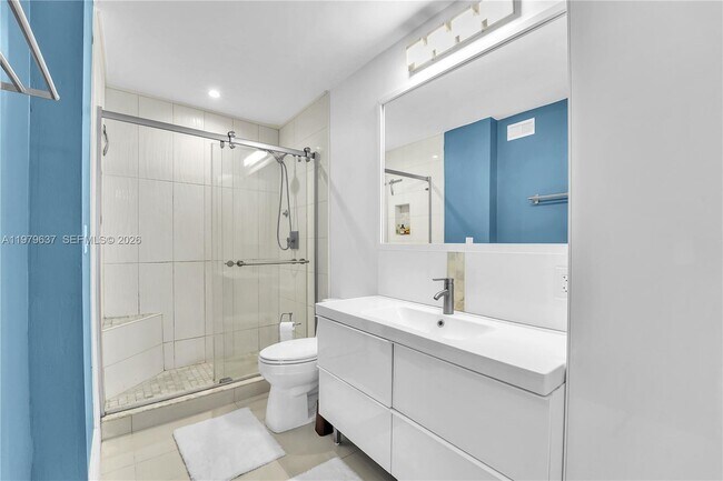 Building Photo - 860 NE 78th St