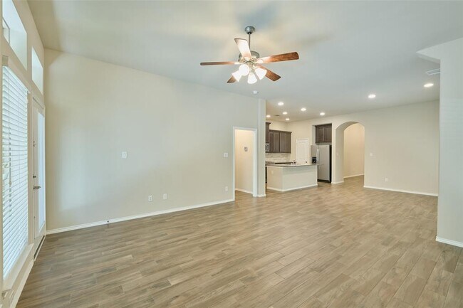 Building Photo - 103 Sunrise Haven Dr