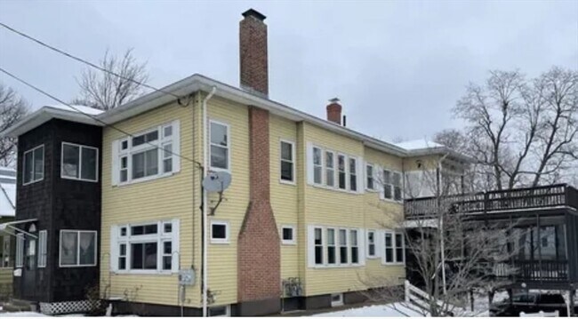Building Photo - 254-256 Boutelle Street Unit 2