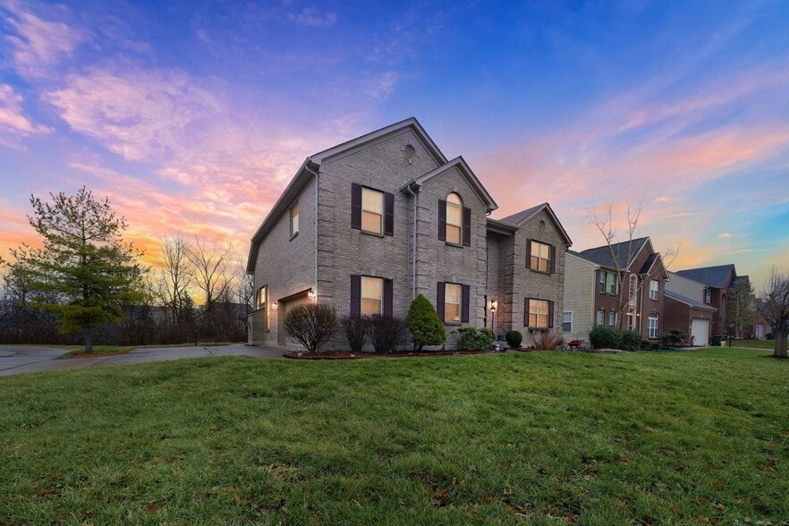 Building Photo - 6415 Evergreen Ct