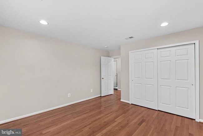 Building Photo - 43104 Baltusrol Terrace