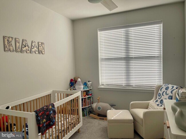 Building Photo - 23006 Sullivans Cove Sq