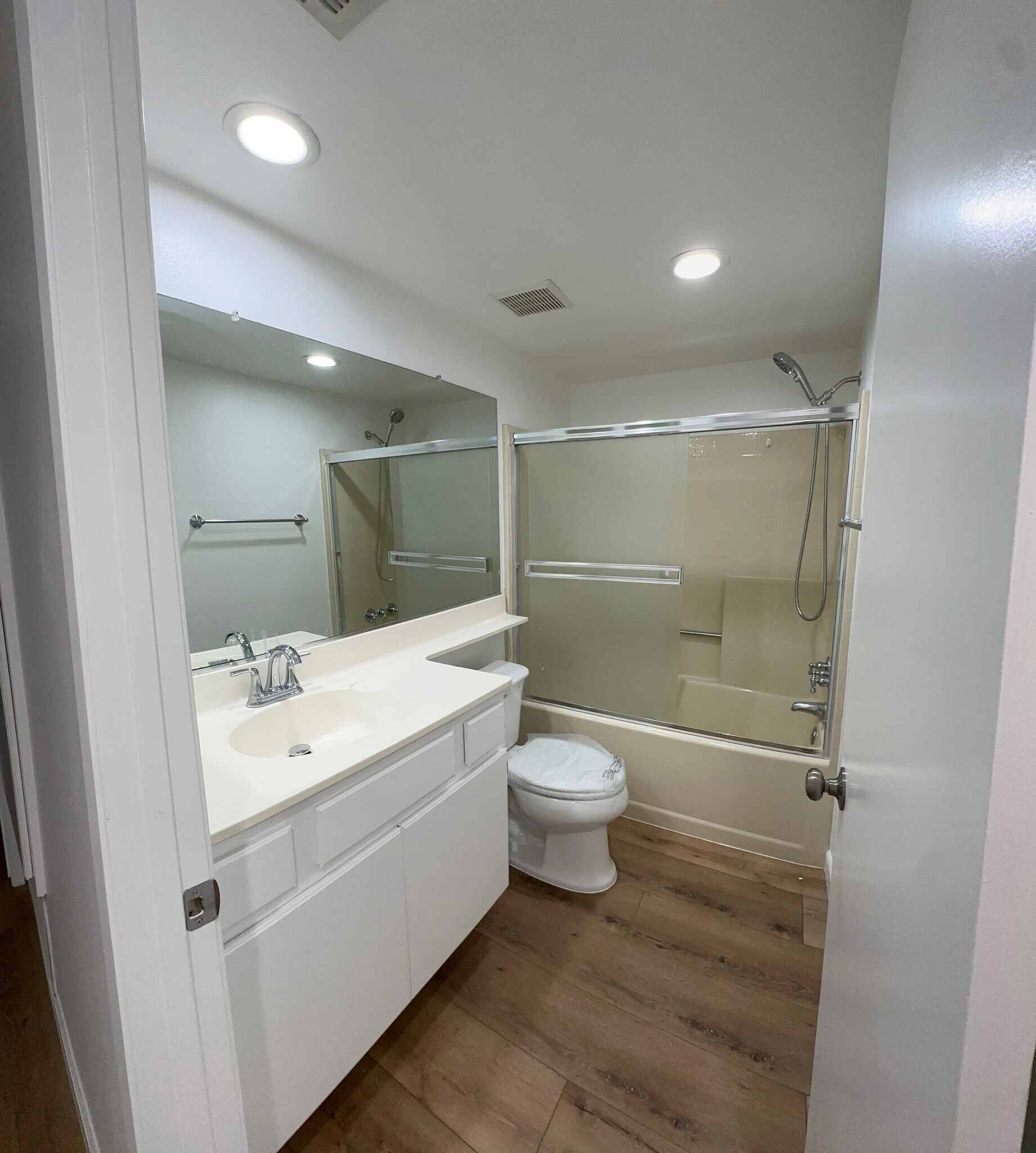 Building Photo - 22930 Banyan Pl