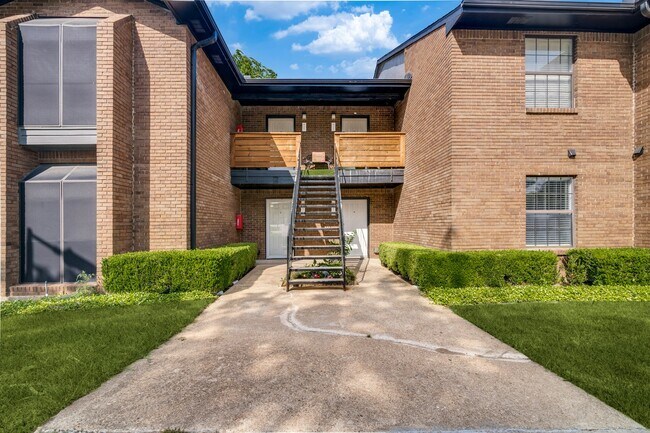 Building Photo - 4420 Chaha Rd