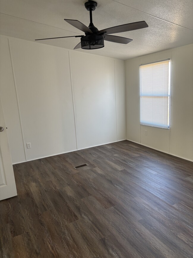 Main Bedroom - 108 De Leon Dr