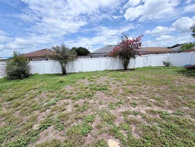 Building Photo - 6868 Bordeaux Blvd