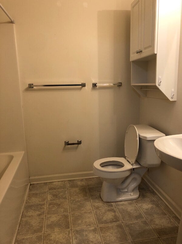 Building Photo - Student Housing